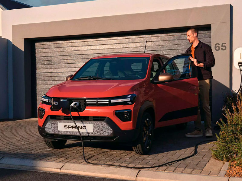 Carga Dacia Spring Nuevo Dacia Spring rojo