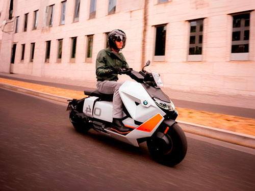 Nuevo modelo BMW CE 04