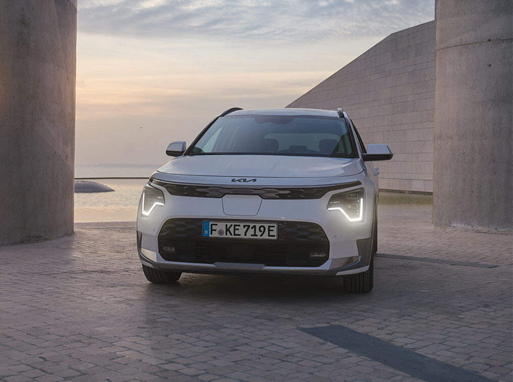 _0002_kia-niro-my24-design-t